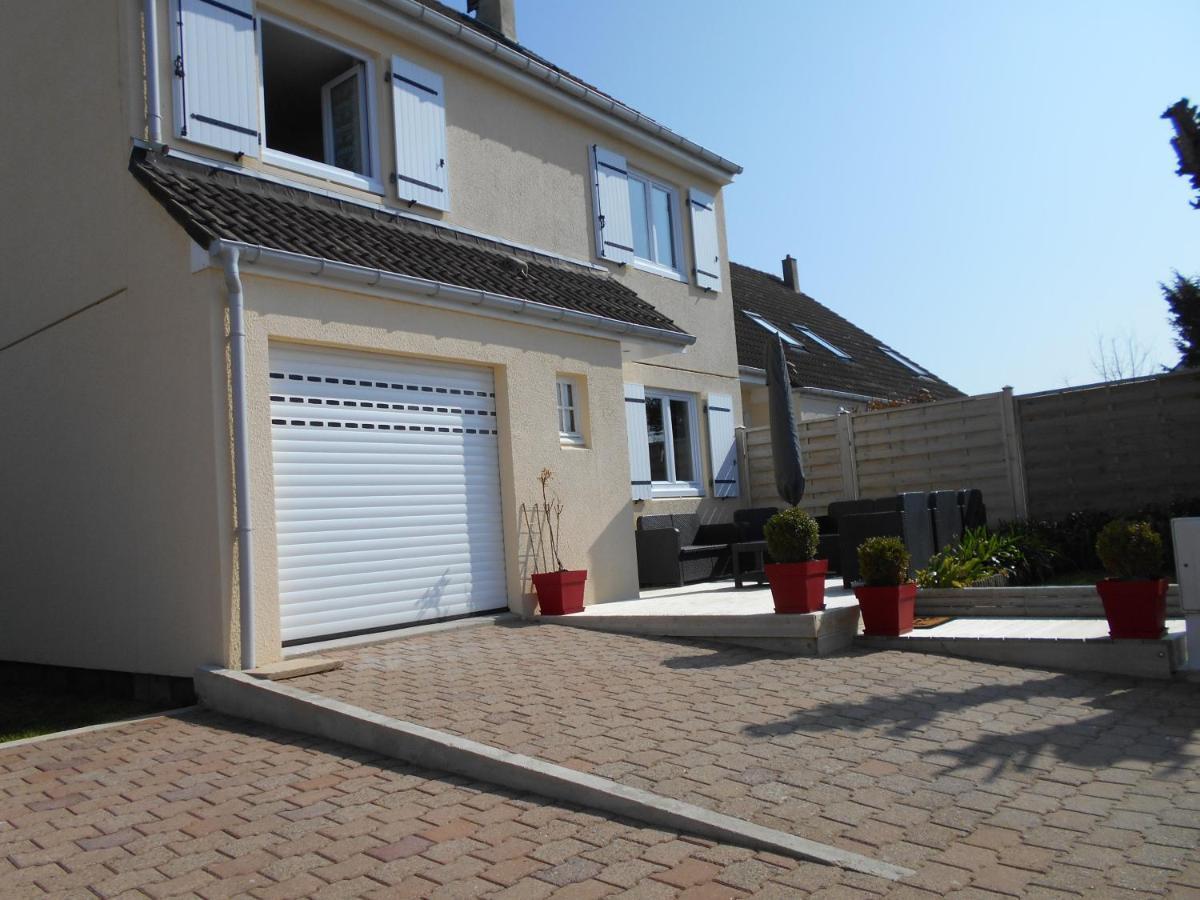 Gite De Eric Et Rose Bernieres-sur-Mer Luaran gambar