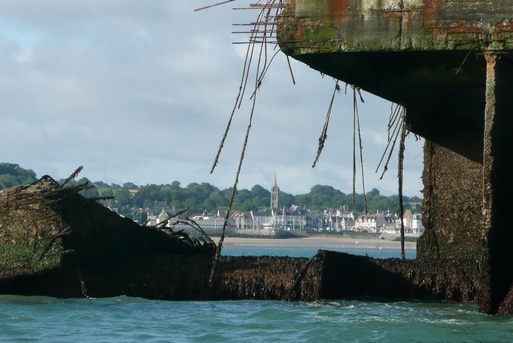 Gite De Eric Et Rose Bernieres-sur-Mer Luaran gambar